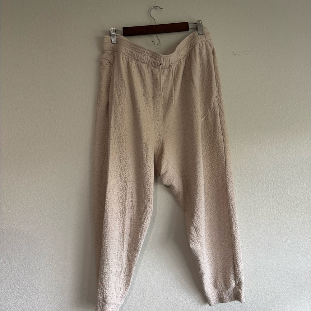 Nike Yoga Sweatpants